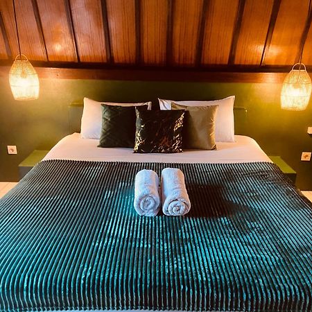 Mowglis Gili Air Hotel Buitenkant foto