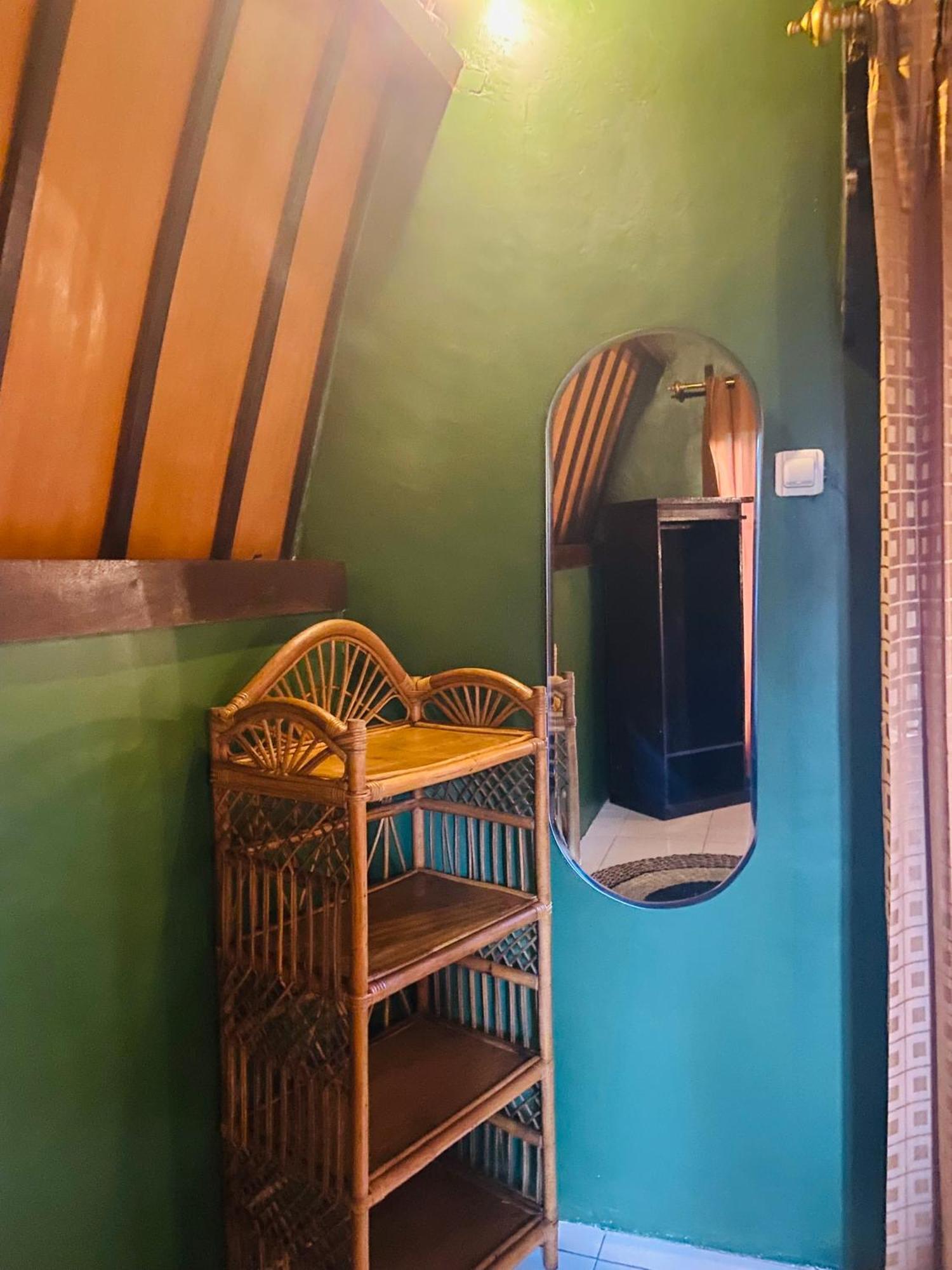 Mowglis Gili Air Hotel Buitenkant foto