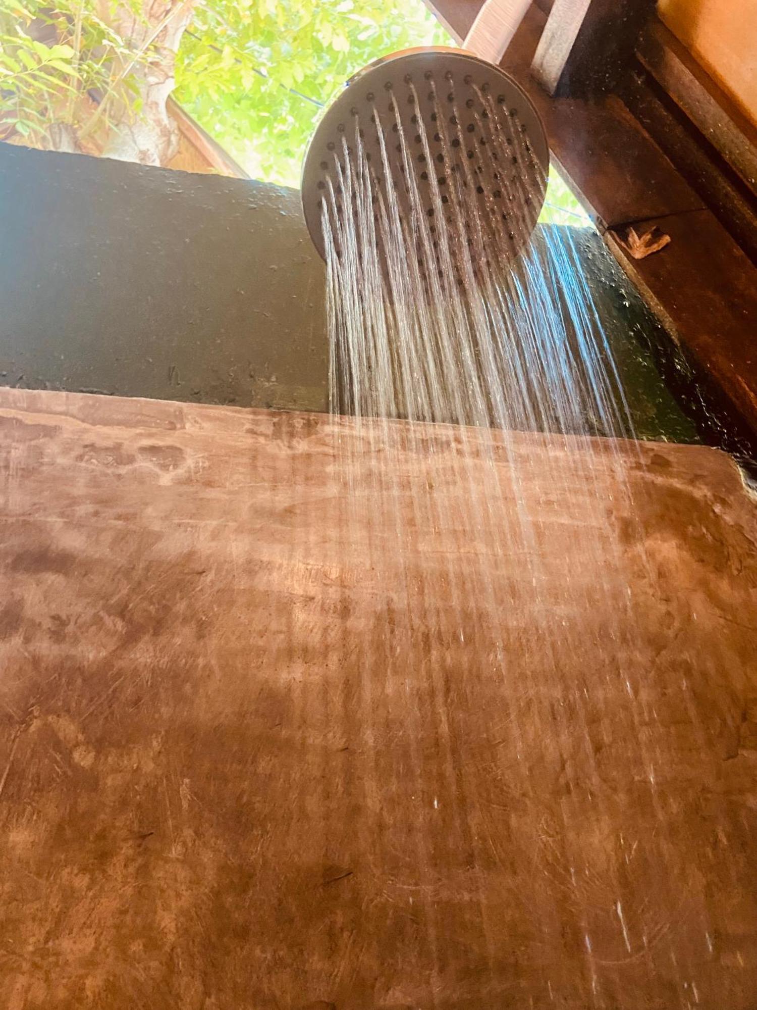 Mowglis Gili Air Hotel Buitenkant foto